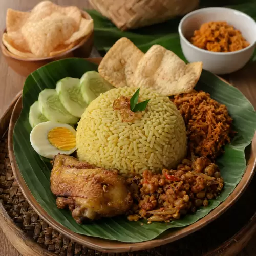 Nasi Gurih Temu Kunci