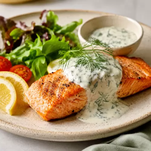 Salmon Panggang Saus Adas Sowa dan Yogurt